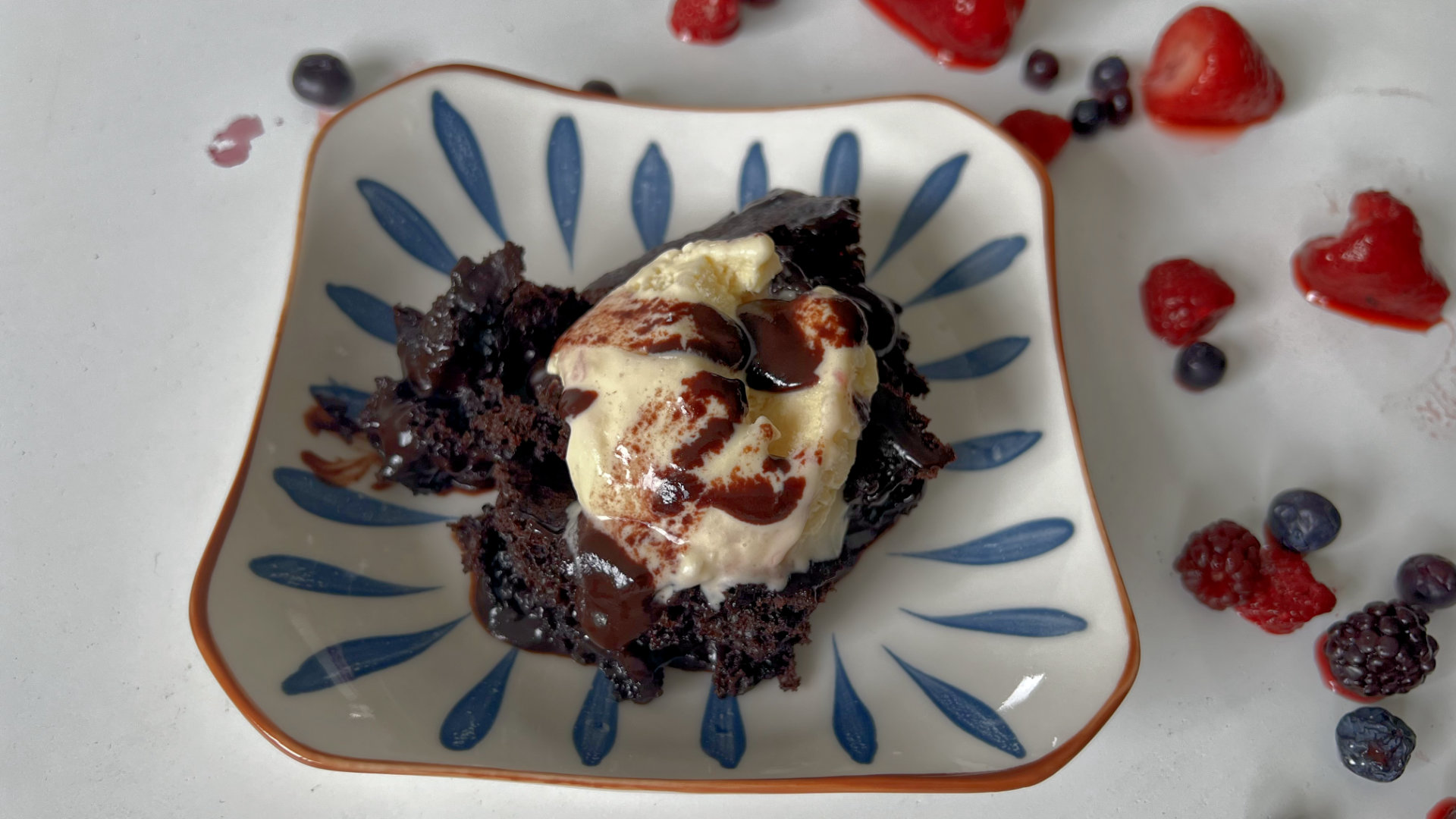 Eggless Chocolate Pudding Cake