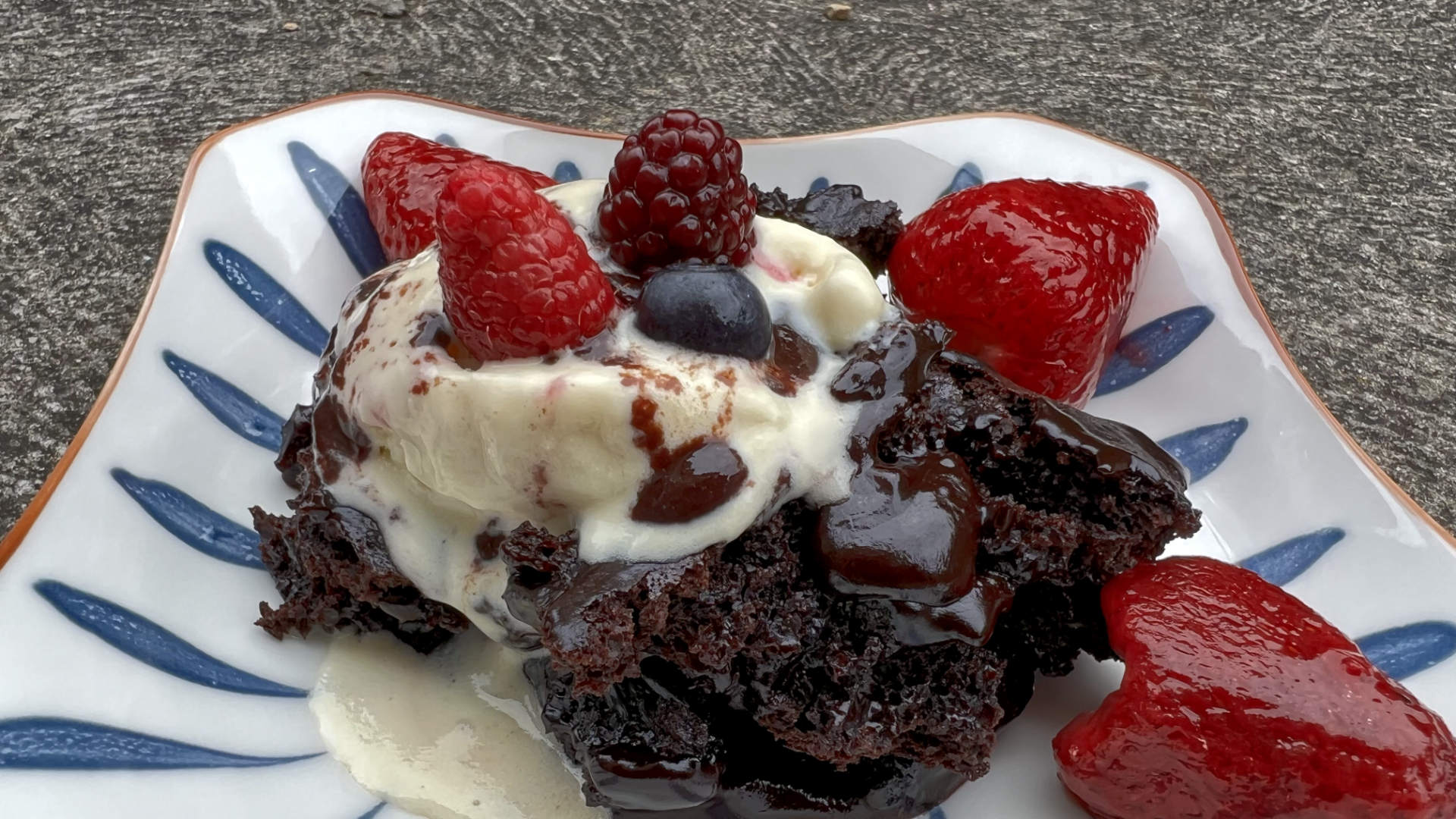 Eggless Chocolate Pudding Cake