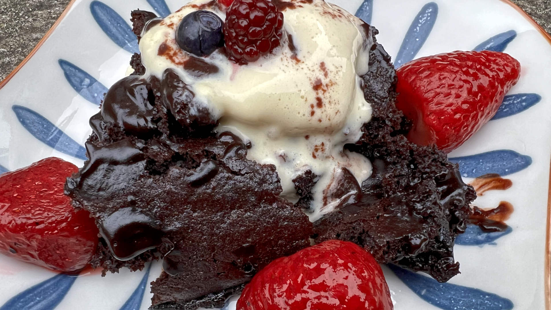 Eggless Chocolate Pudding Cake