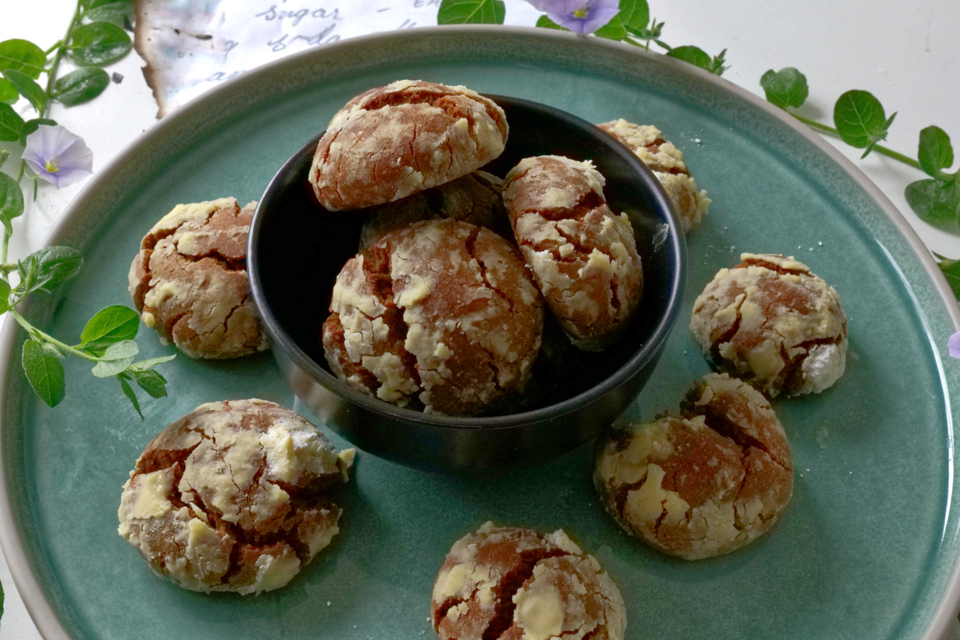 Gingerbread Crinkle Cookies