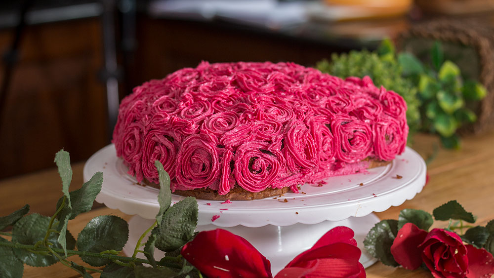 Valentine Rose Cake